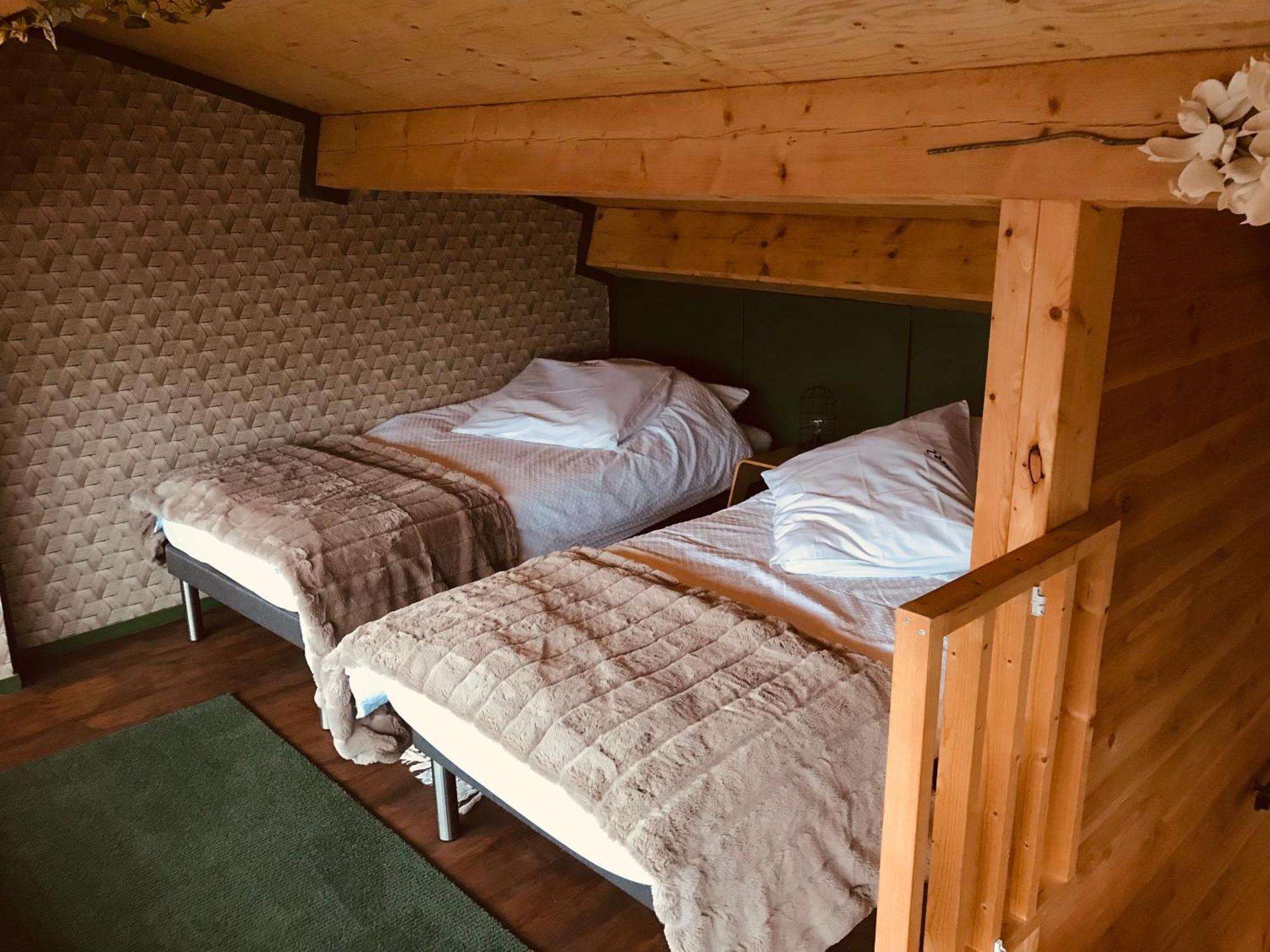 De Rietnymf Apartman Munnekeburen Kültér fotó
